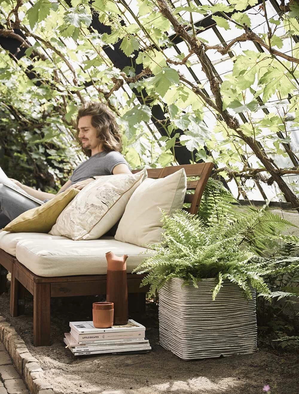 Capi Plantenbak Vierkant Nature Rib NL - L40 X B40 X H40cm - Ivoor 2 Capi Plantenbak Vierkant Nature Rib NL - L40 X B40 X H40cm - Ivoor - Afbeelding 2